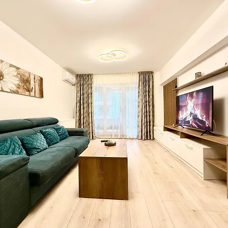 Qualis Coresi - Rise * Brașov