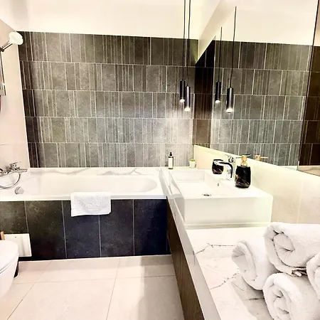 Apartament Qualis Coresi - Rise
