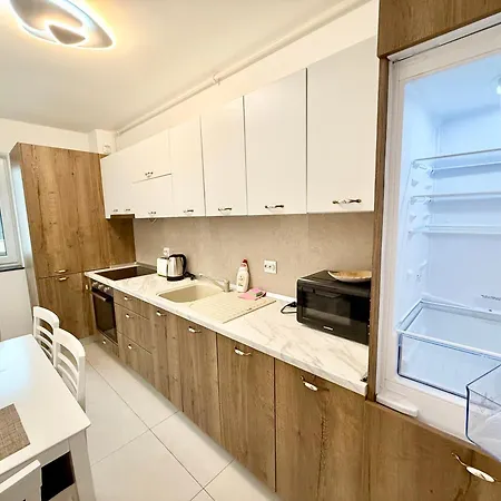 Апартаменты Qualis Coresi - Rise Брашов