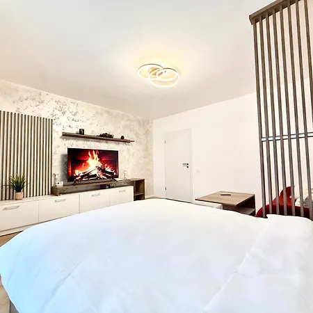 Апартаменты Qualis Coresi - Rise