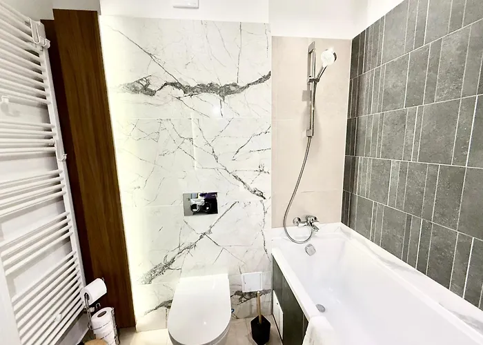 Qualis Coresi - Rise Apartament Brașov